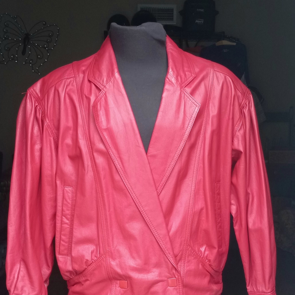Wilsons House of Suede Red Leather Jacket.  Large/Med.